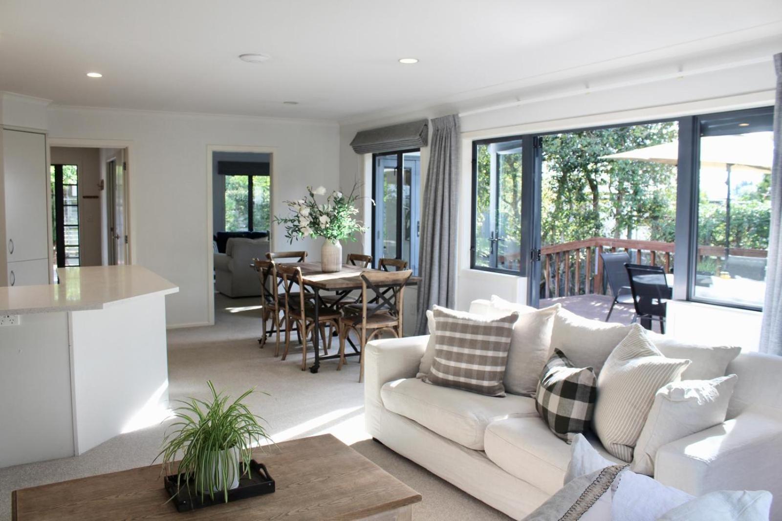 5-Min Walk To Village - Havelock North Holiday Home With Spa Pool Esterno foto